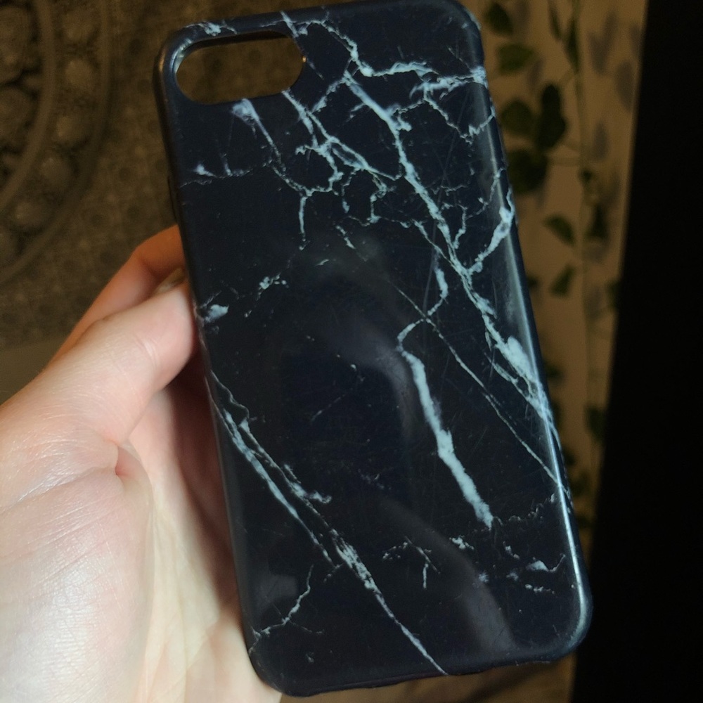 MARBLE PHONE 7 CASE